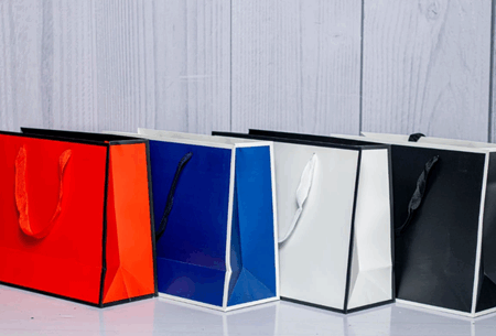 Black and White Gift Bags – Elegant Corporate & Personal Packaging | Etoda Gifts